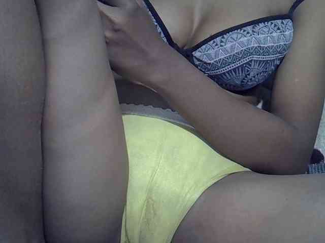 Lillteblackgirl webcam
