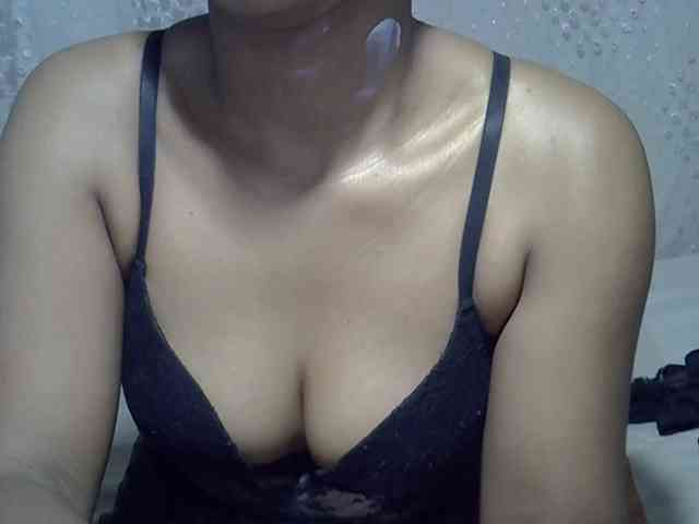 Lillteblackgirl webcam
