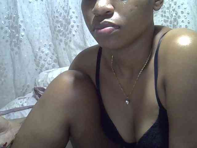 Lillteblackgirl webcam