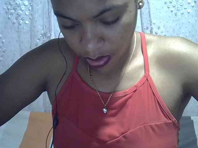 Lillteblackgirl webcam
