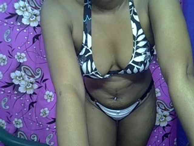 Lillteblackgirl webcam