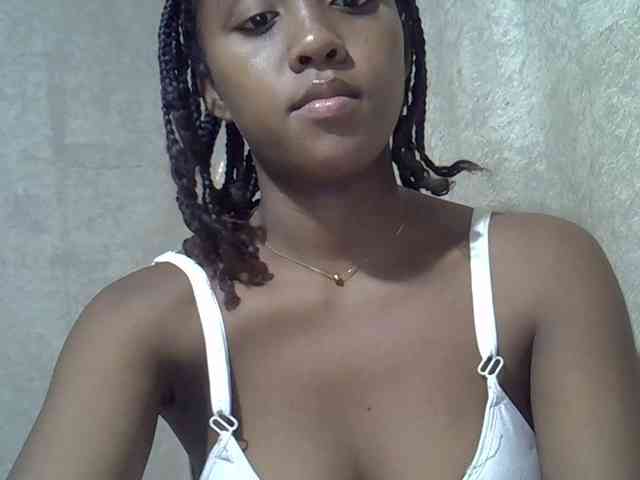 Lillteblackgirl webcam