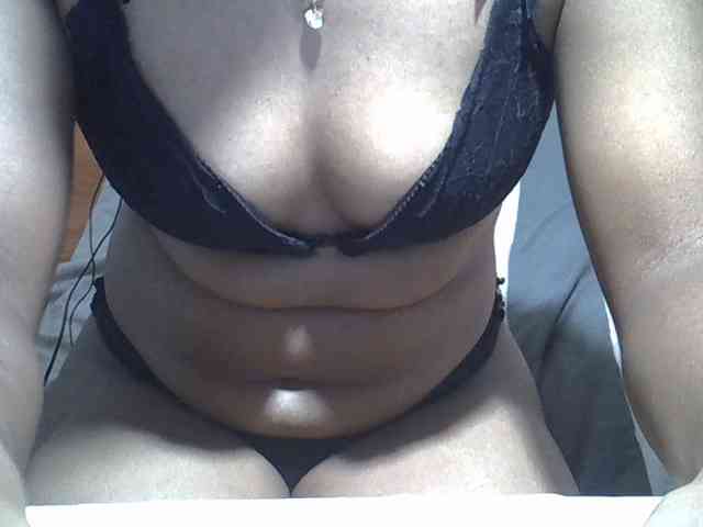 Lillteblackgirl webcam
