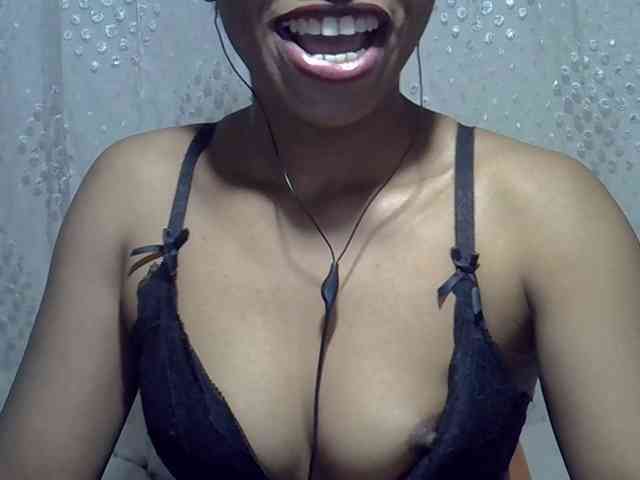 Lillteblackgirl webcam