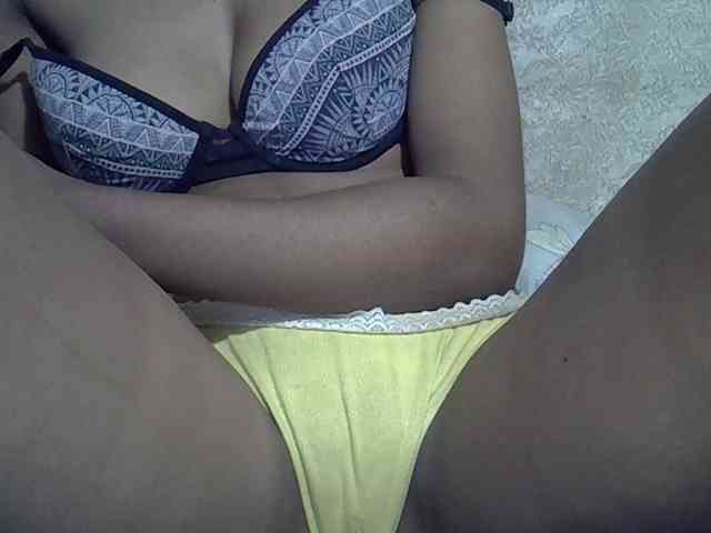 Lillteblackgirl webcam