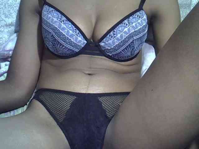 Lillteblackgirl webcam