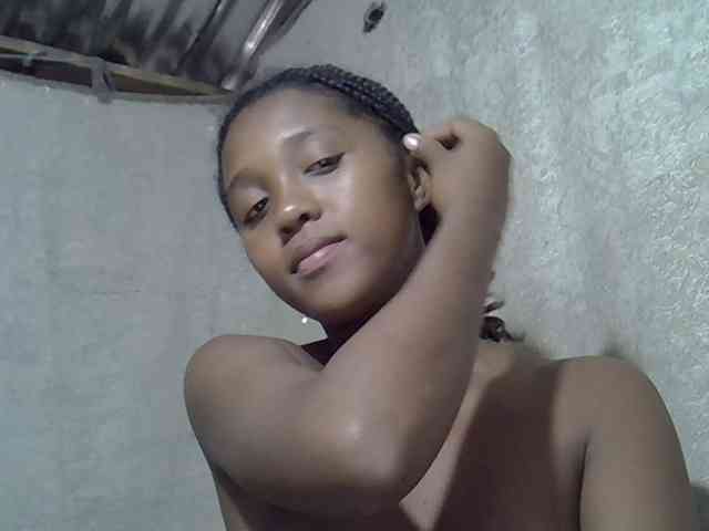 Модель: Lillteblackgirl