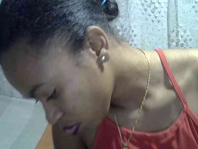 Lillteblackgirl webcam