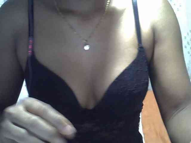 Lillteblackgirl webcam