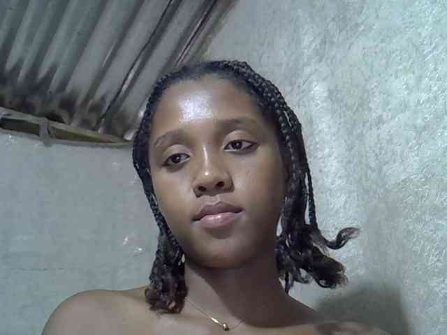 Модель: Lillteblackgirl