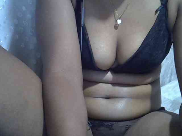 Lillteblackgirl webcam