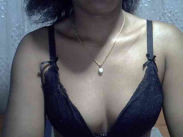 Lillteblackgirl webcam
