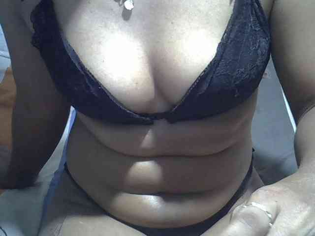 Lillteblackgirl webcam