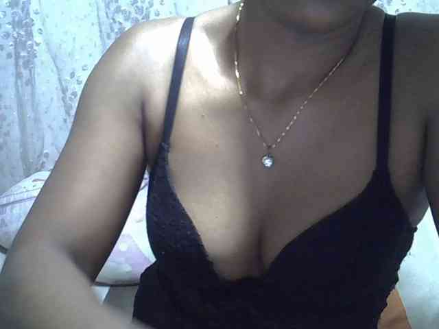 Lillteblackgirl webcam