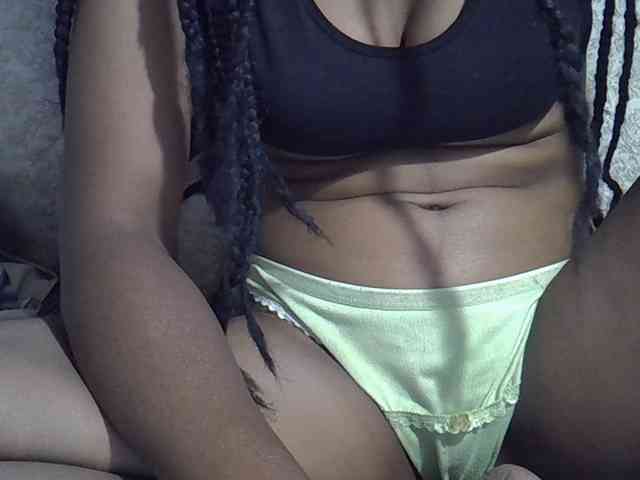 Lillteblackgirl webcam