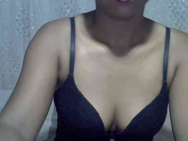 Lillteblackgirl webcam