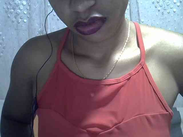 Lillteblackgirl webcam