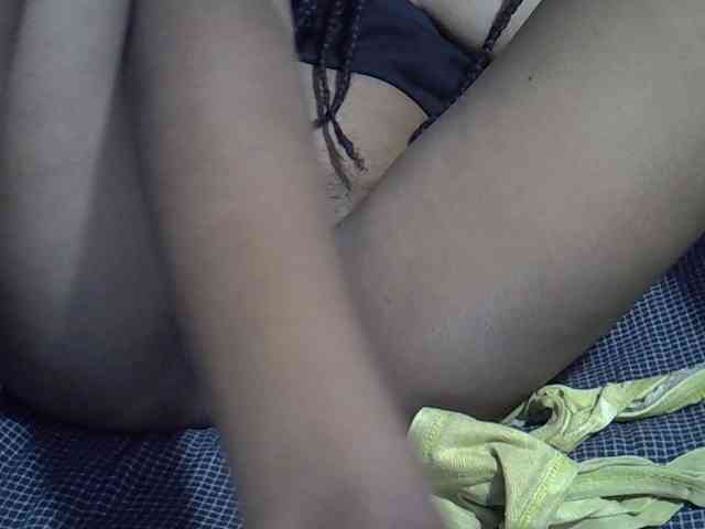 Lillteblackgirl webcam
