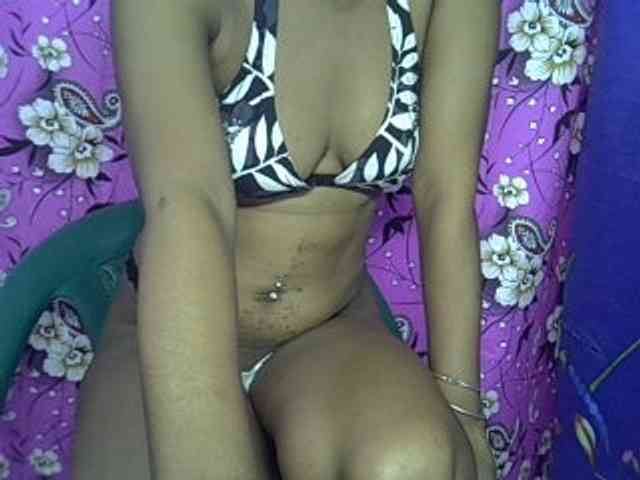 Lillteblackgirl webcam