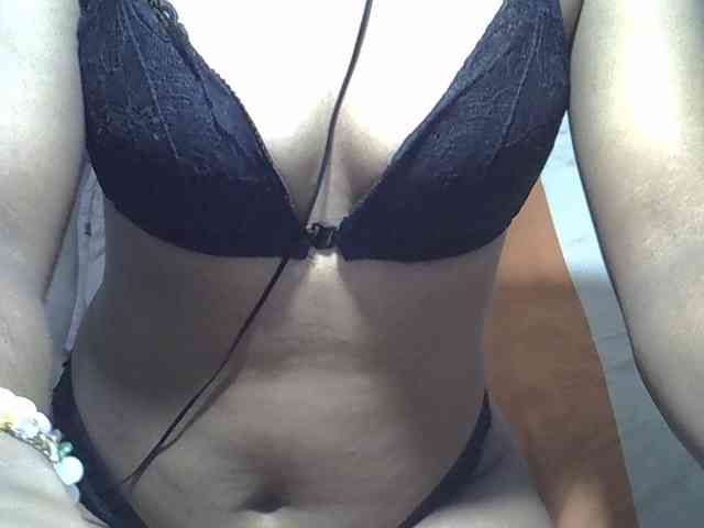 Lillteblackgirl webcam