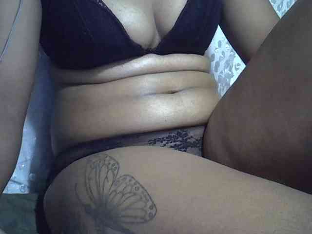 Lillteblackgirl webcam