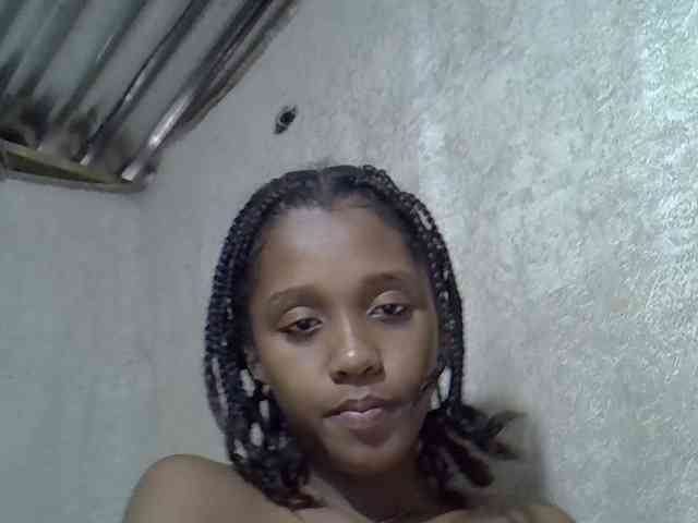 Модель: Lillteblackgirl