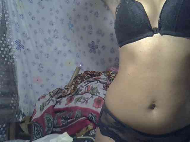 Lillteblackgirl webcam