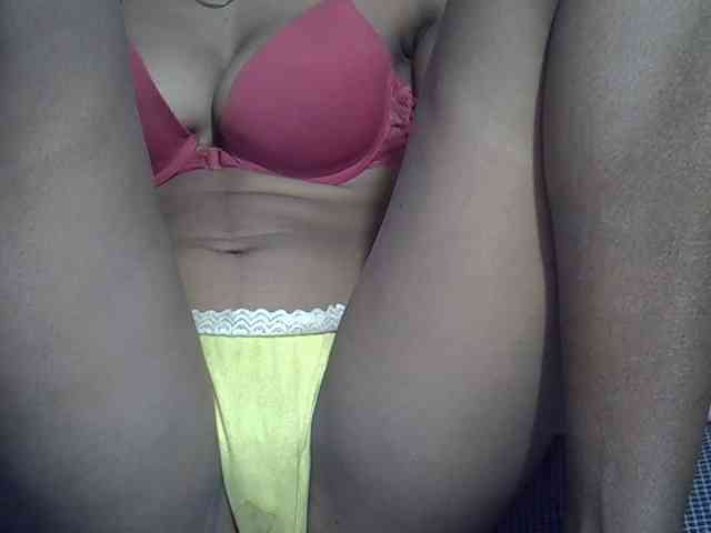 Lillteblackgirl webcam