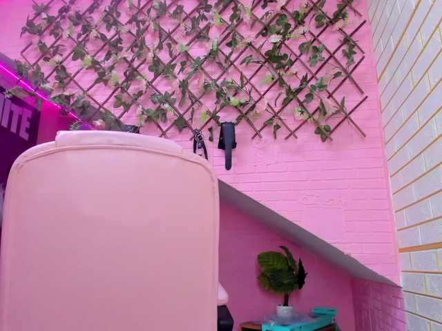 marcellaa303av's BongaCams show and profile