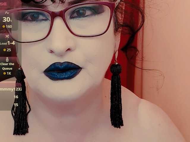 QueenOfSin Live Cam on BongaCams