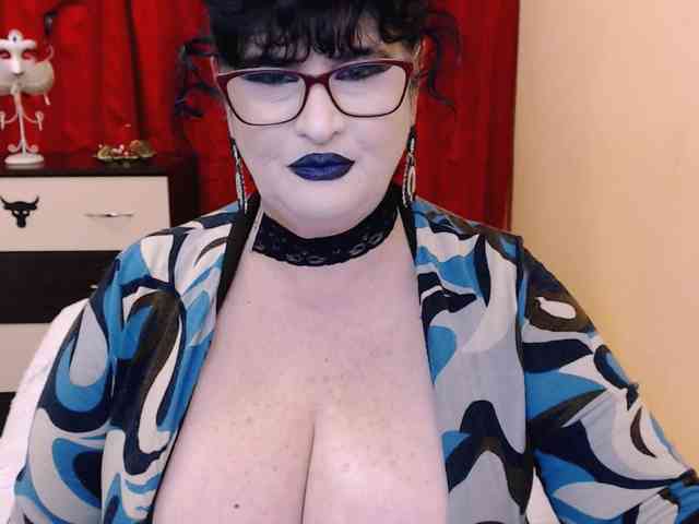 QueenOfSin webcam