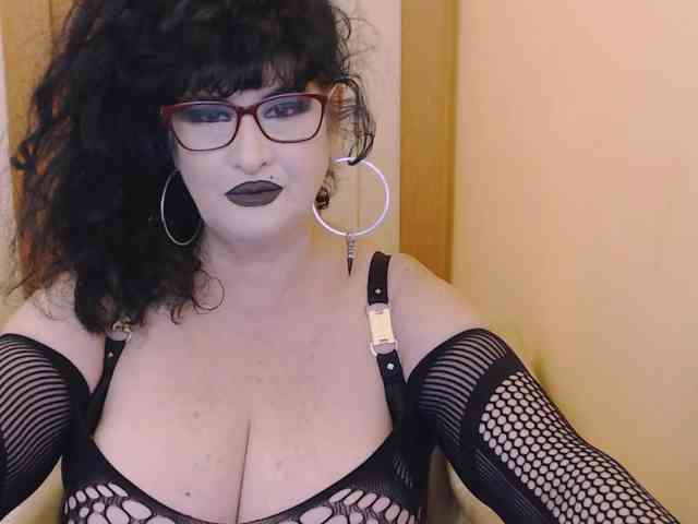 QueenOfSin webcam