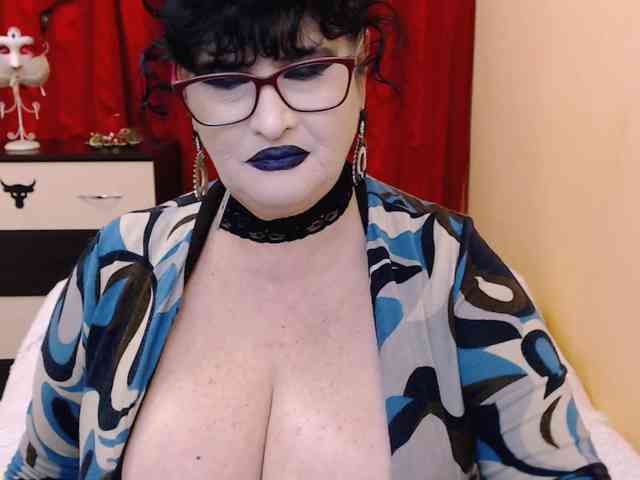 QueenOfSin webcam