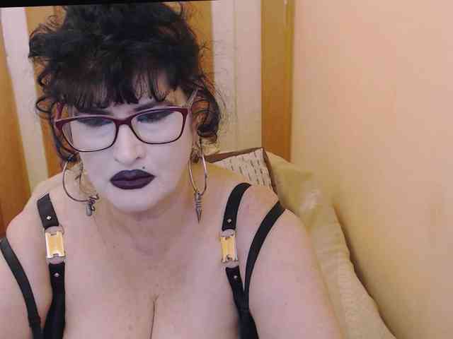 QueenOfSin webcam