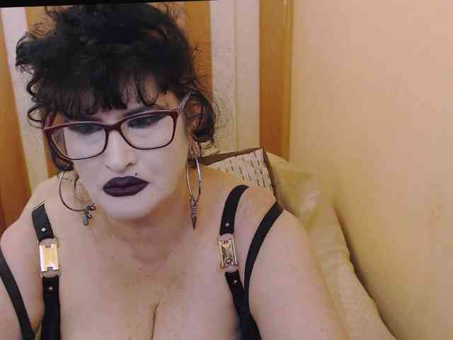 QueenOfSin webcam
