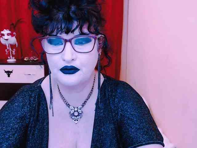 QueenOfSin webcam