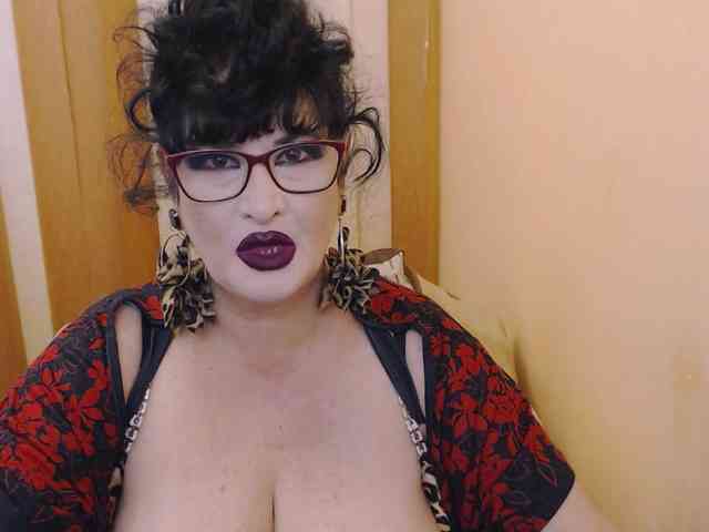 QueenOfSin webcam