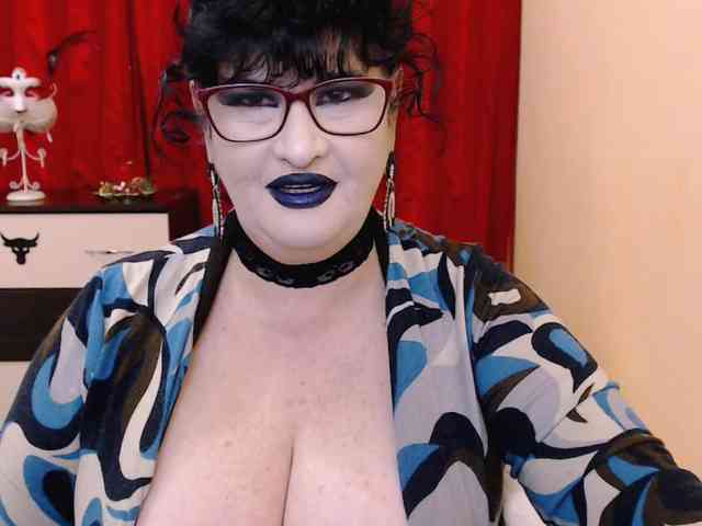 QueenOfSin webcam