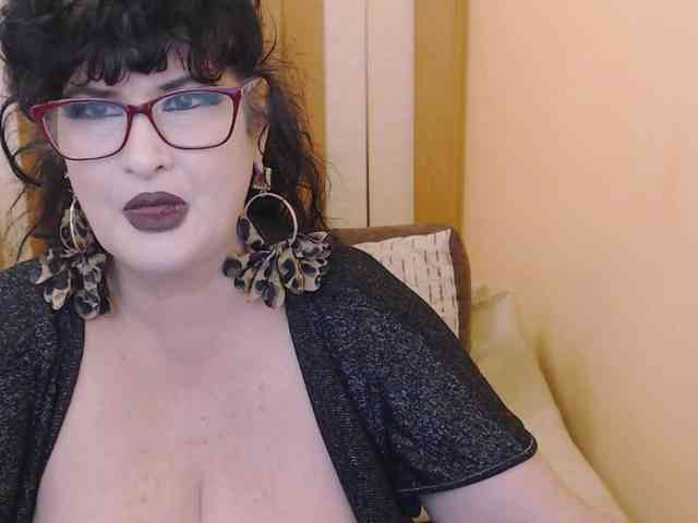 QueenOfSin webcam
