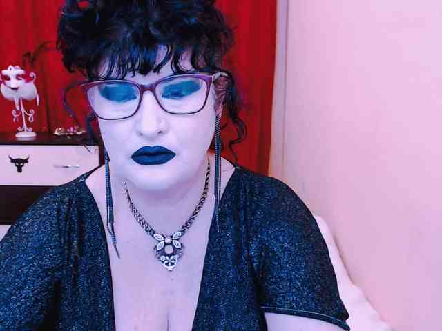 QueenOfSin webcam
