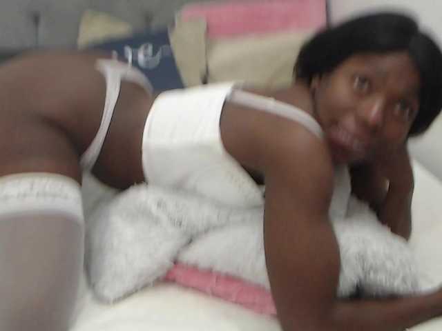 sharijhonson-'s BongaCams show and profile