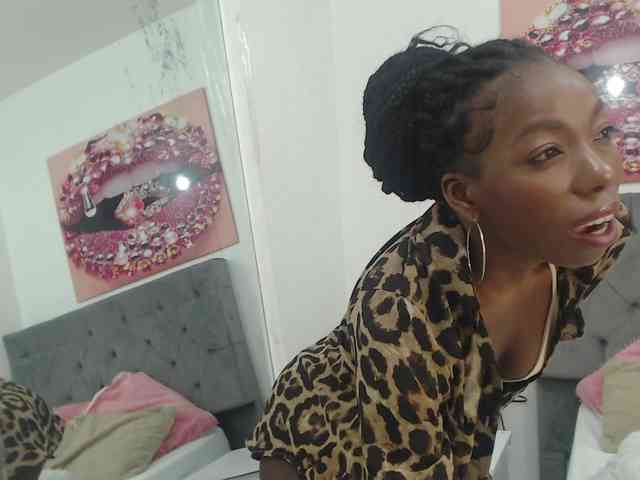 sharijhonson- webcam