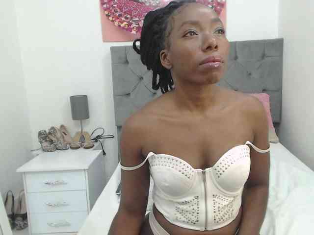 sharijhonson- webcam
