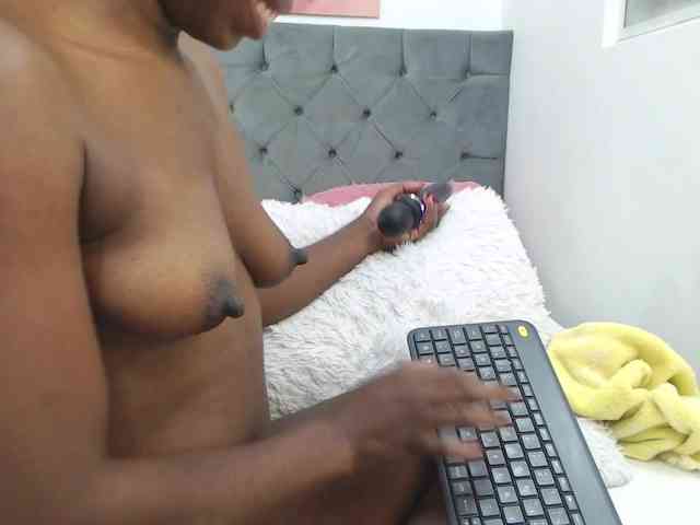 sharijhonson- webcam