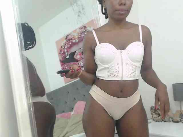 sharijhonson- webcam