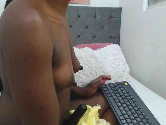 sharijhonson- webcam