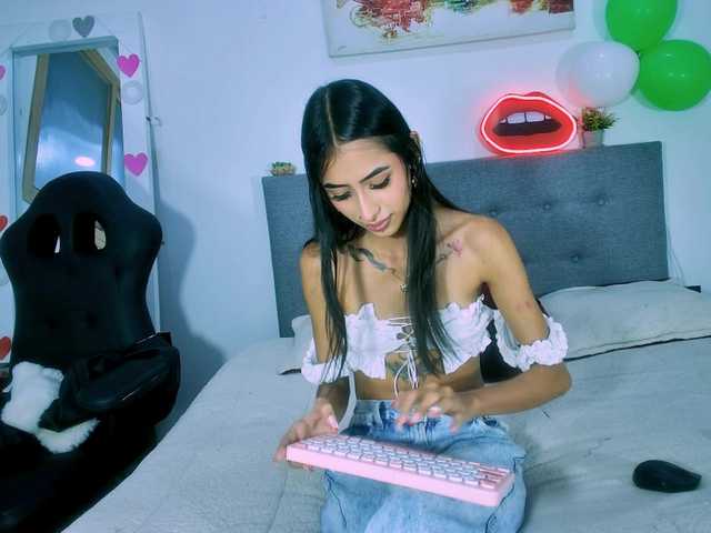 Amberx-Sweet's BongaCams show and profile