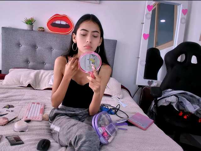 Amberx-Sweet's BongaCams show and profile