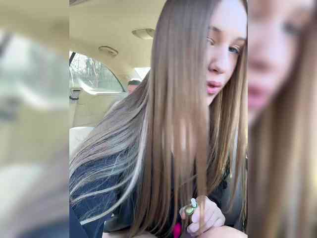 video chatting Soffy-and-boss