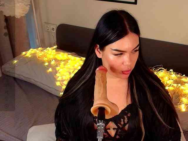 KaterineTailor webcam